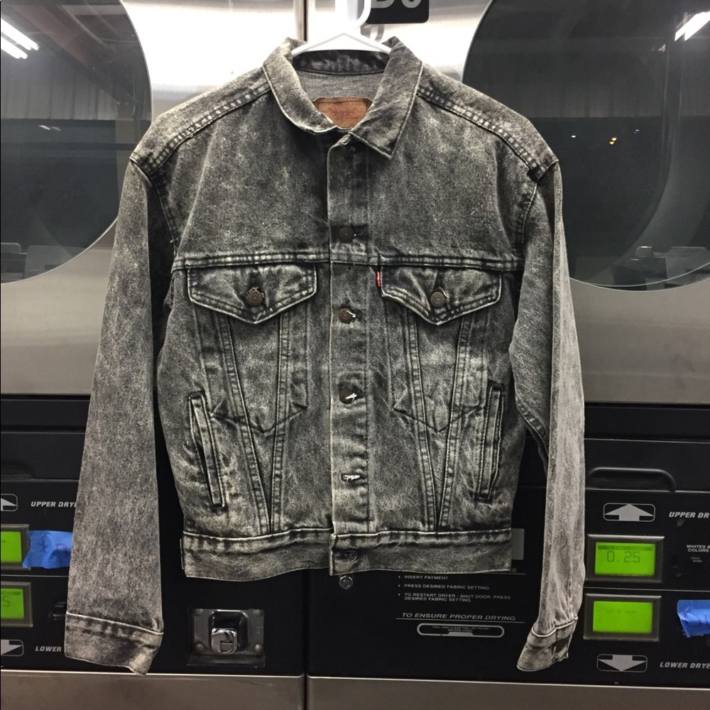 Levi Denim Jacket. Custom Airbrush